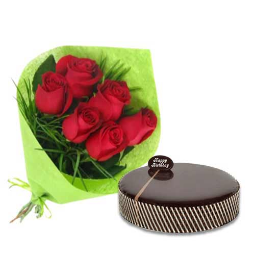 Chocolate Mud Cake with Red Roses
