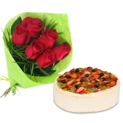 Fruit Cake with Red Roses
