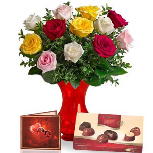 Mixed roses with chocolate